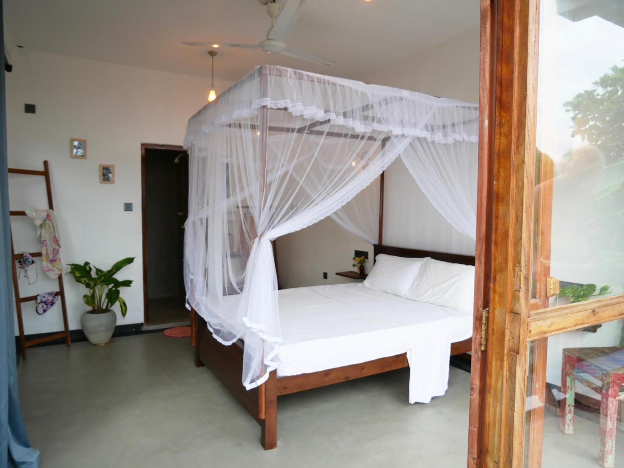 Sky Mountain Cafe With Seaview Weligama Exterior foto
